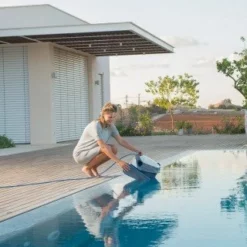 Dolphin S300i 16 Dolphin S300i -Hayward Sales s300i 6